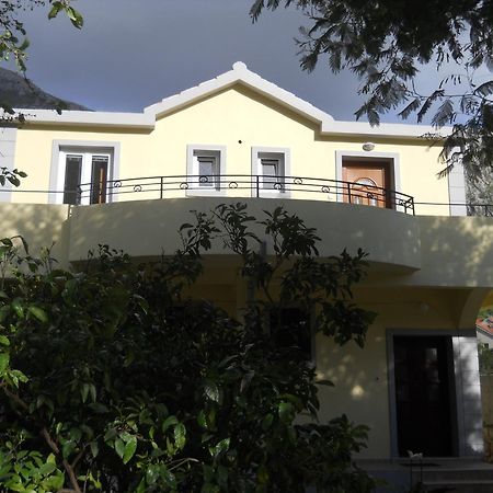 Apartments Ognjenovic Risan Esterno foto